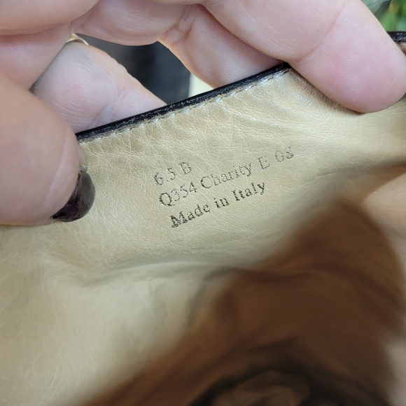 COACH Signature leather chunky heel boots 😍Rare HTF zipper - Picture 4 of 12